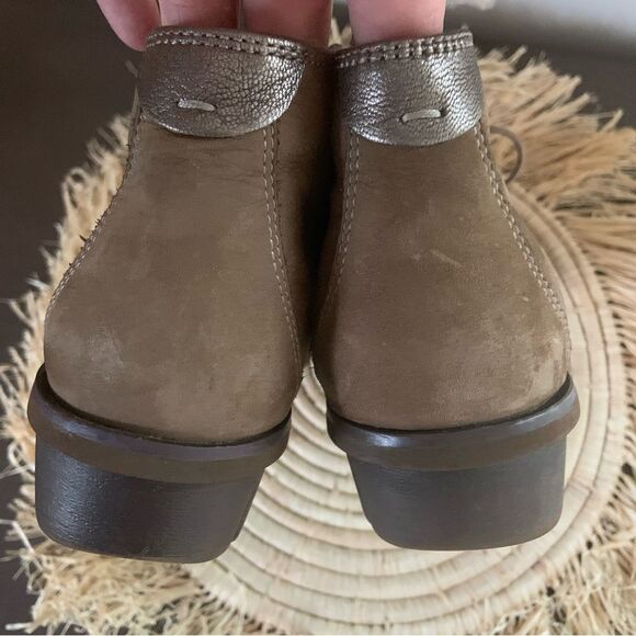 DANSKO Joy Suede Nubuck Walnut Chukka Boot Lace Up Wedge Bootie EU 38 Brown - Picture 8 of 16